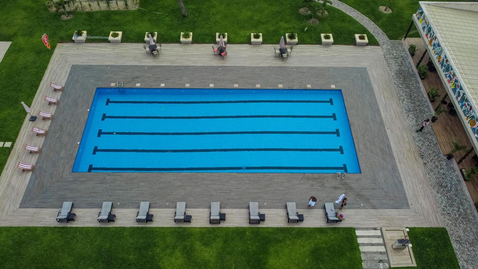 Lakowe Lakes Hotel, Golf And Country Estate By Newmark Lagos Extérieur photo